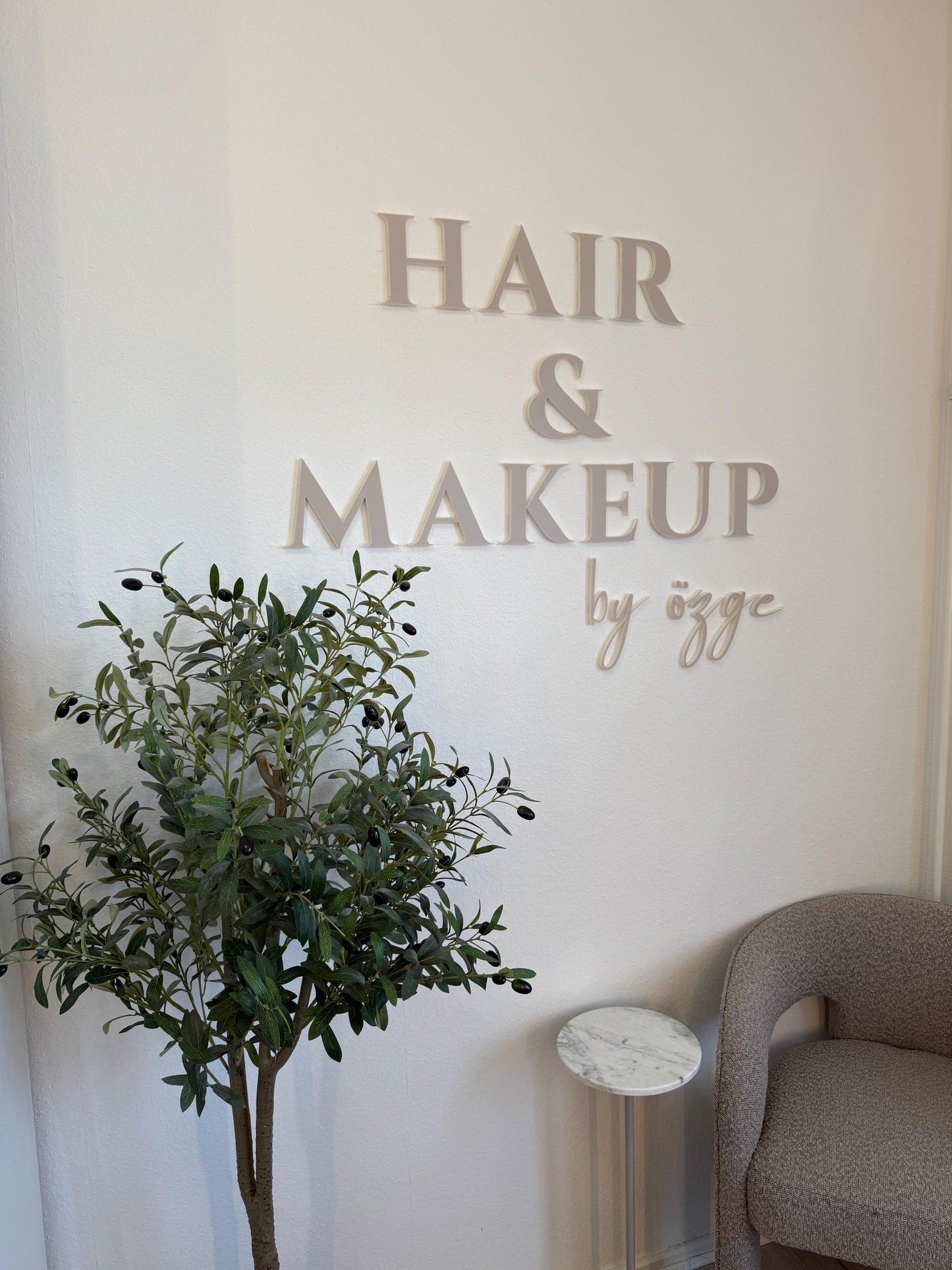 Individual wall letters